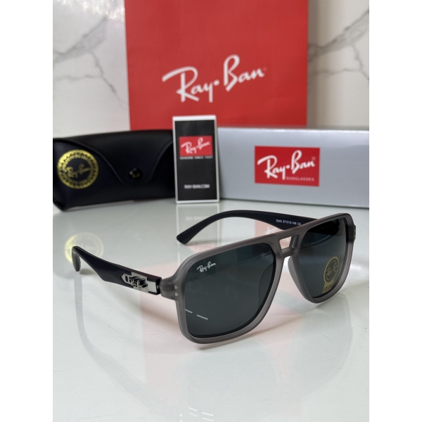 Lentes RAY-BAN — Ref. LF-L217-0685 con el packaging mostrado en la fotografía