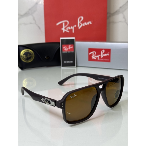 Lentes RAY-BAN — Ref. LF-L217-0686 con el packaging mostrado en la fotografía