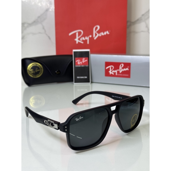 Lentes RAY-BAN — Ref. LF-L217-0689 con el packaging mostrado en la fotografía