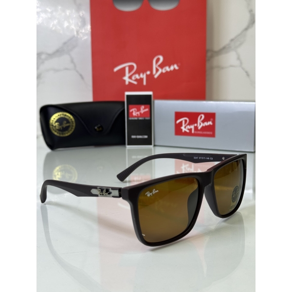 Lentes RAY-BAN — Ref. LF-L217-0692 con el packaging mostrado en la fotografía