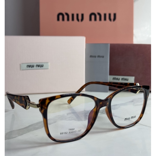 Monturas para mujer — Ref. LF-L240-0018 con el packaging mostrado en la fotografía